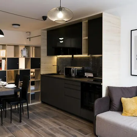 Gellerico Tolnai Street *