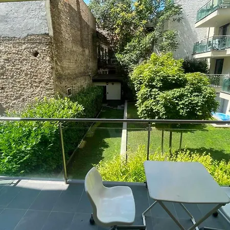Gellerico Tolnai Street Appartement *